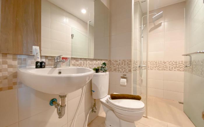 Good Choice Homey 2BR Tamansari Iswara By Travelio