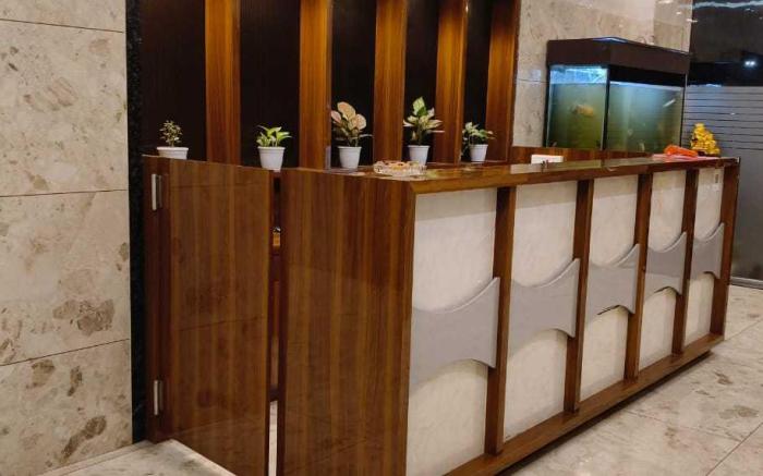 Hotel O Santacruz Khar Subway