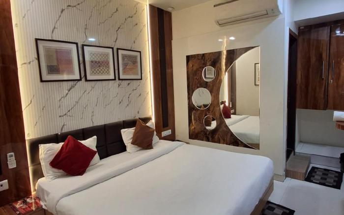 Hotel Sapphire Inn