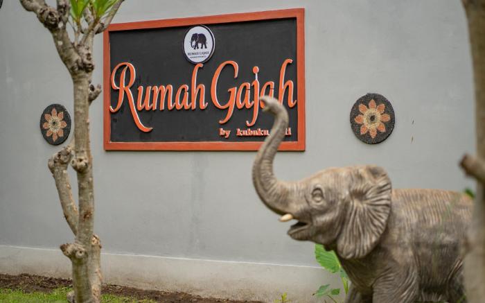 Rumah Gajah by Kubukubali
