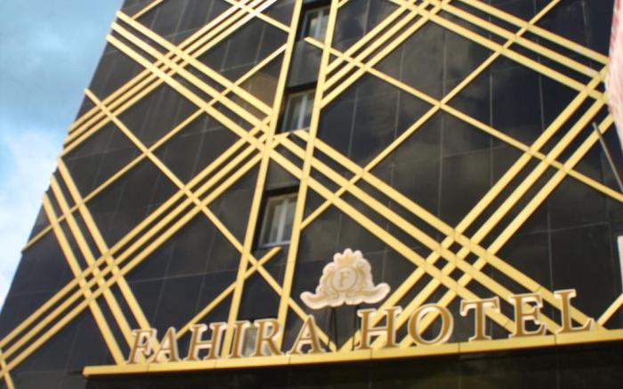 Fahira Hotel Syariah Padang