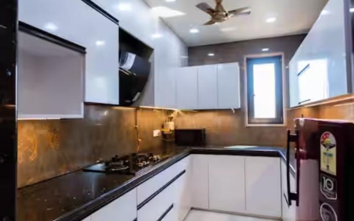 Luxury 3BHK Service Apartment in Saket J Block