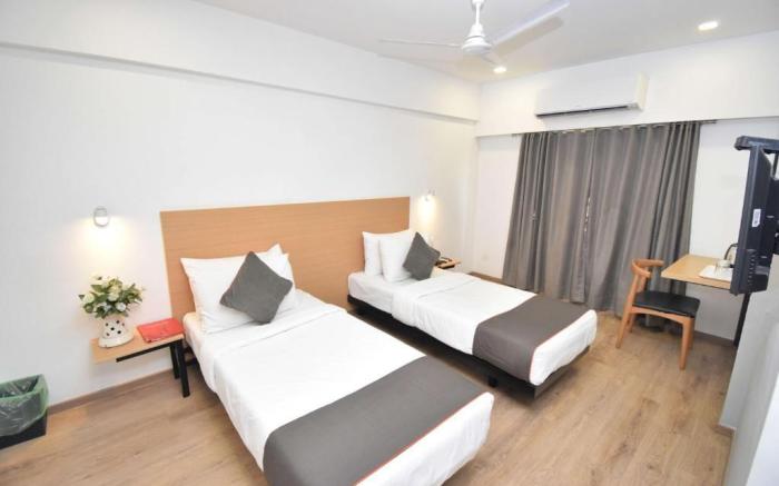 Collection O Navi Mumbai Formerly IVY Hotel