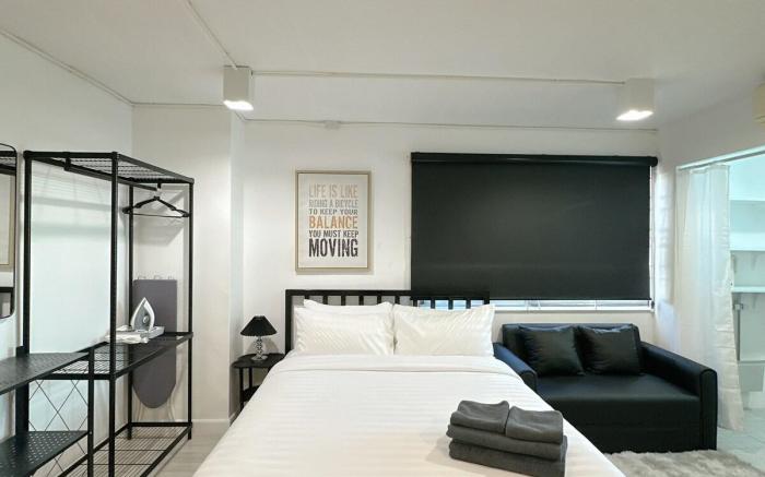 Nimman soi 12 , Sunny room