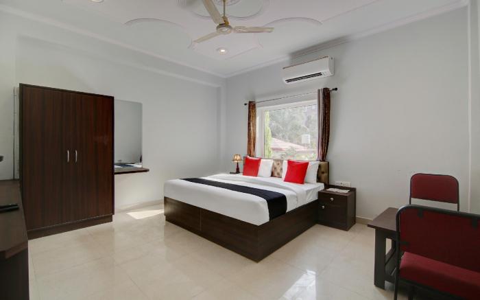 Capital O 35665 Yamnotri Retreat