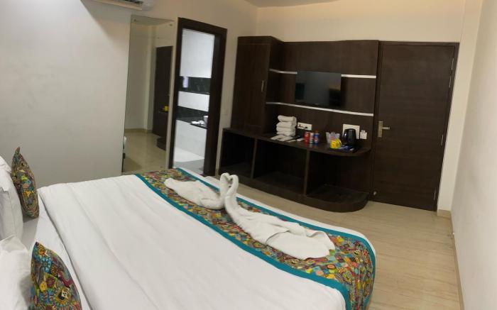 Taj Comfort Inn