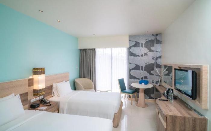 Holiday Inn Express Phuket Patong Beach Central By IHG