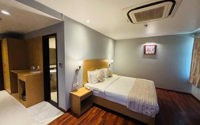 The Royal City Hotel