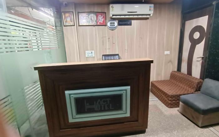 Hotel O Ludhiana Junction Formerly Hotel Act