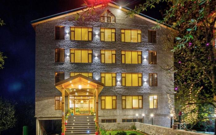 Hotel Simi Grand