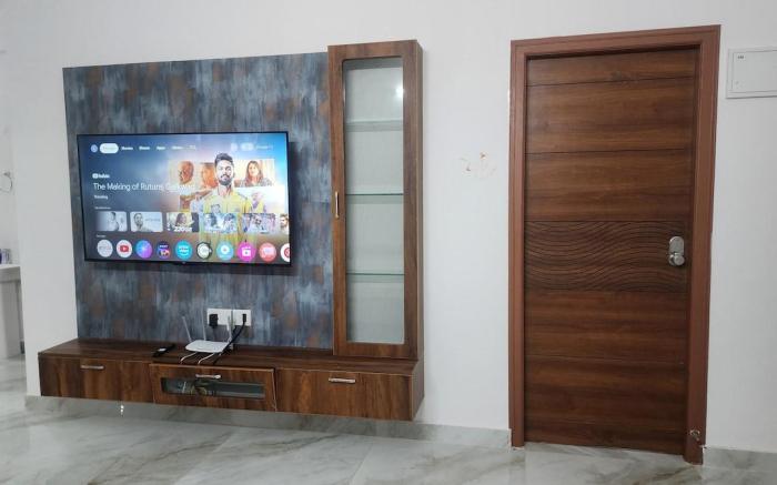 Spacious Modern 3BHK in E - City | Balcony Views