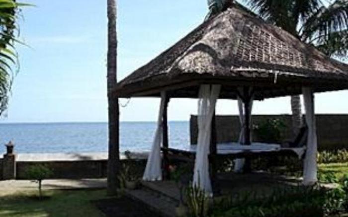 Nugraha Lovina Seaview Resort and Spa