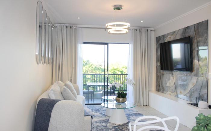 Stunning 2 Bedroom Apartment near Monte casino