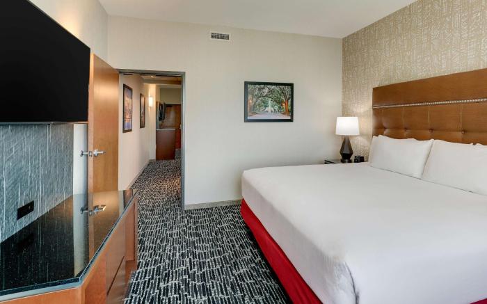 Drury Plaza Hotel Savannah Pooler