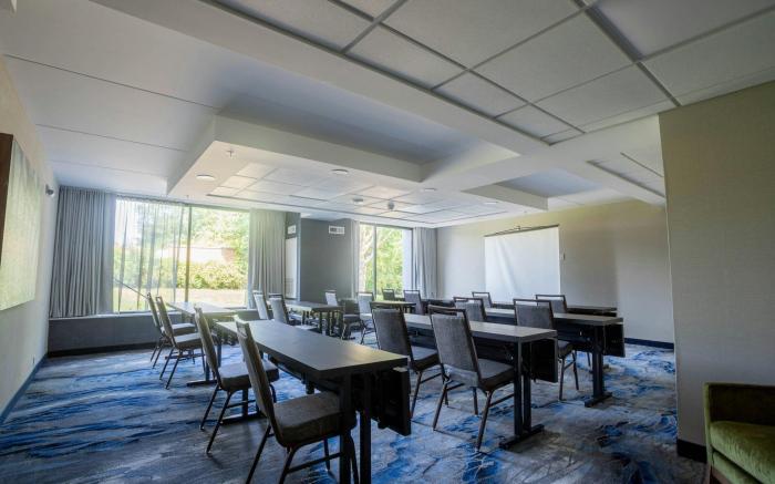 Fairfield by Marriott Inn & Suites Springfield Enfield