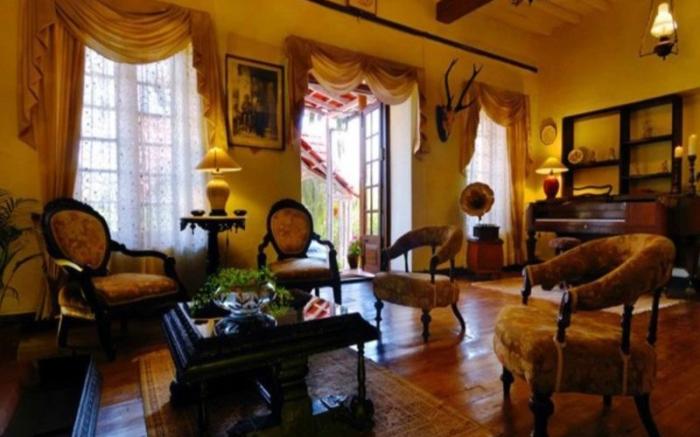 Lymond House - Homestay