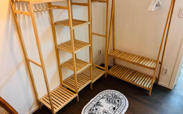 Hongdae#홍대입구역1분#침실3개#침대5개#호텔침구#맛집거리#쇼핑거리#짐보관#인기숙소