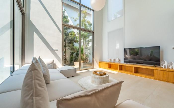 *Lux Pride Villas 3BR – Private Pool Retreat#V183