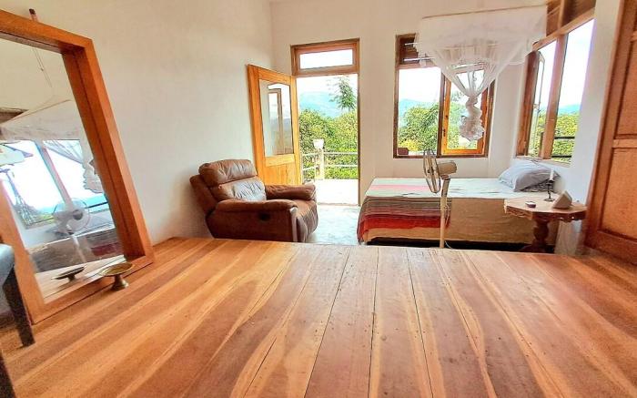 Entire Villa- Mountain Cottage - Kandy