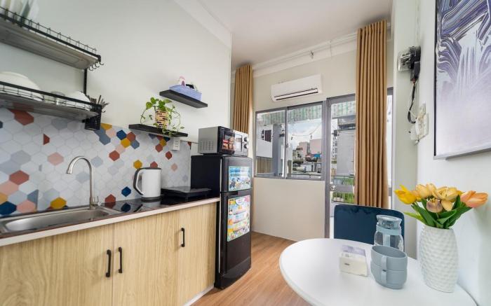 Skyview Suite - 1BR + Private Chill Terrace in D1