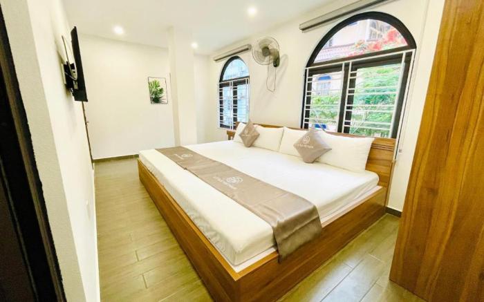 Little Vietnam Hotel - Cat Ba