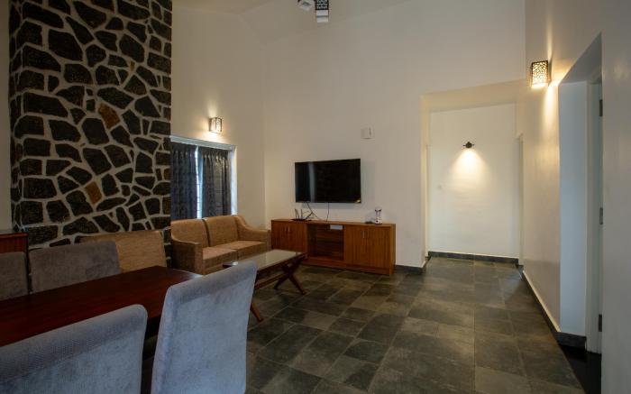 Thalir Nest - Valley View	