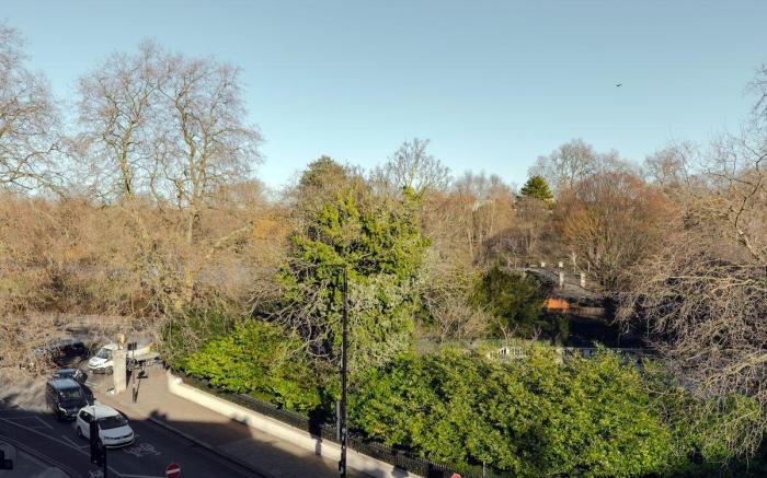 Regents Park View Apartments