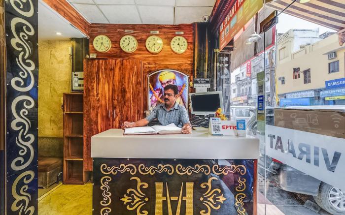 OYO 30989 Hotel Viraat