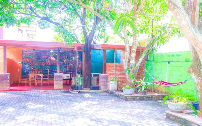 Liyasha Hotel