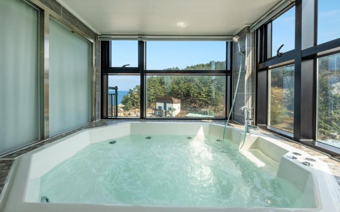 Capella Oceanview Spa Resort – Goseong