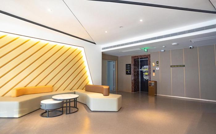 IU Hotel Xingtai Xinhe Zhentang Road