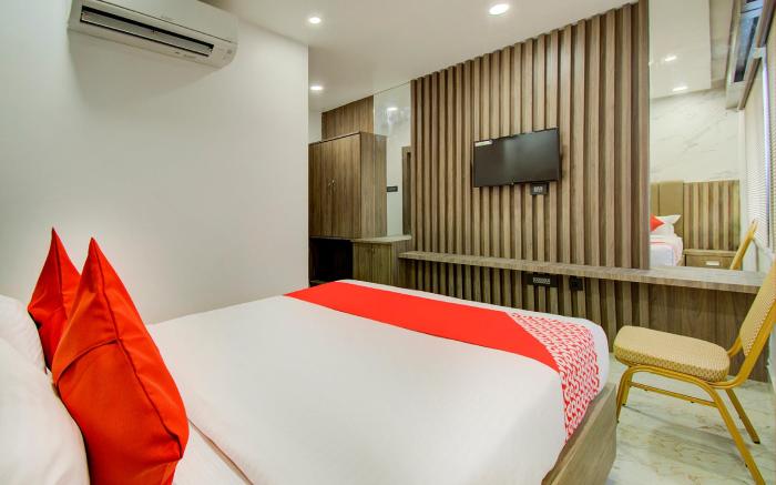 Super Capital O V Hotel