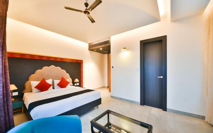 Capital O 38052 Hotel Bhopal Palace