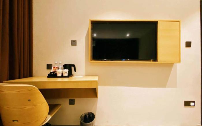 IU Hotel Tianjin Jinnan National Convention and Exhibition Center University Town
