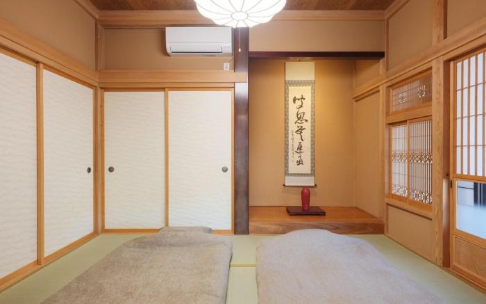 Yakuimon 薬医門の宿