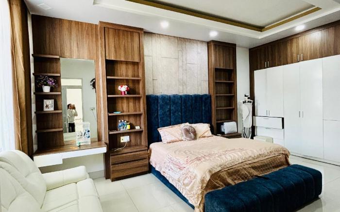 Lagi Phố Homestay 