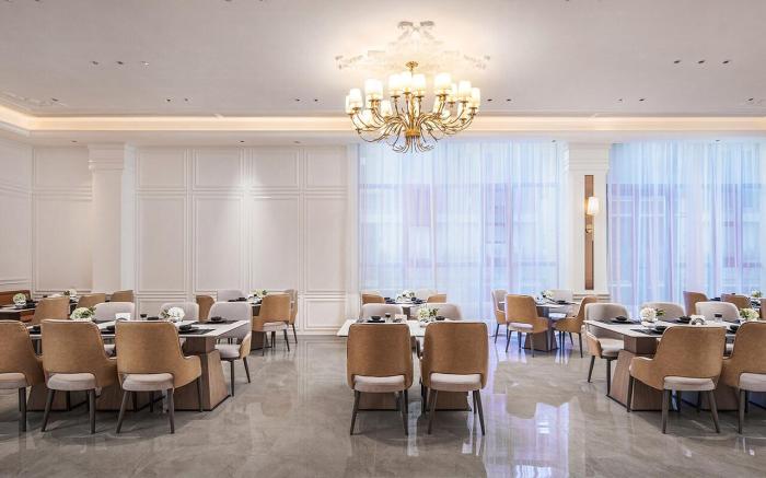 Vienna International Hotel Xuchang East Station Pangdonglai Yunding Beihai Flagship