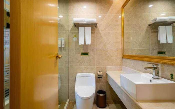 Vienna International Hotel Hunan Huaihua City Government Plaza