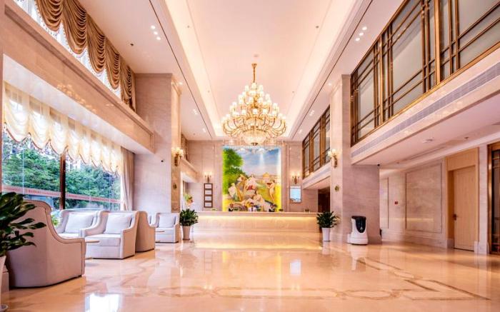 Vienna International Hotel Chongqing Jiefangbei Shibati