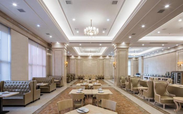 Vienna International Hotel Jiangxi Shangrao Xincheng Wuyue Plaza