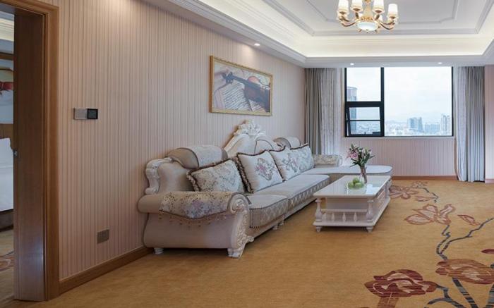 Vienna International Hotel Jiangxi Shangrao Yushan Sanqing Plaza