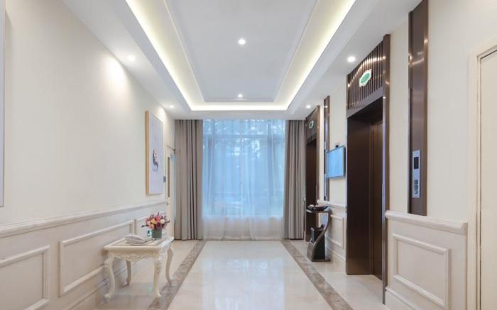 Vienna 3 Best Hotel Xihu New World