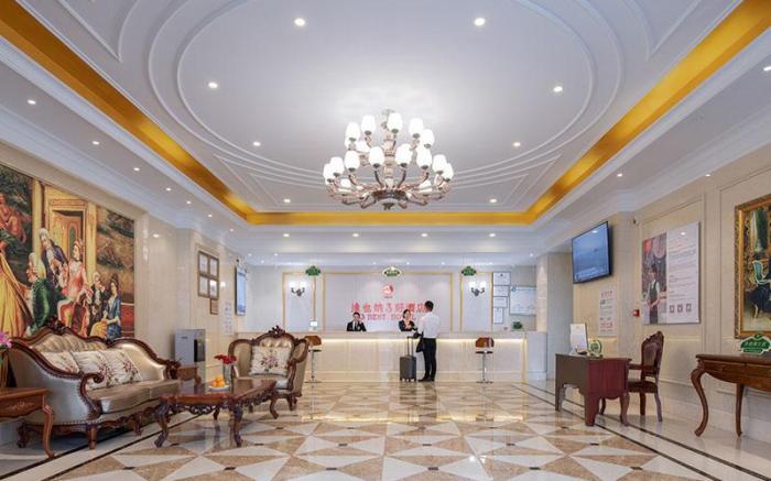 Vienna 3 Best Hotel Zhengzhou Shuanghu Avenue Metro Station