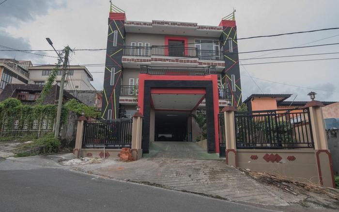 RedDoorz near E Walk Mall Balikpapan
