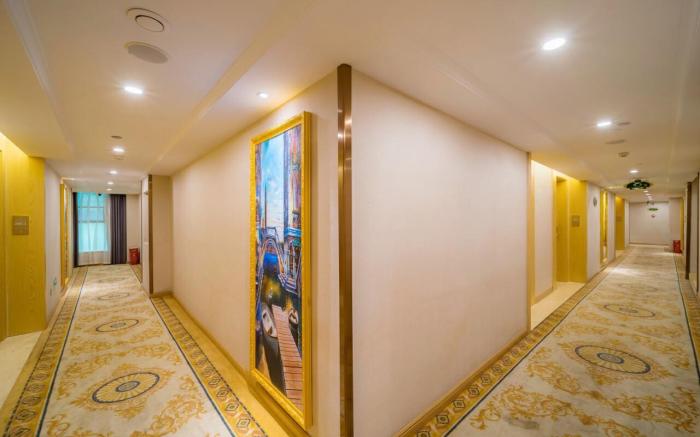 Vienna International Hotel Hunan Huaihua City Center