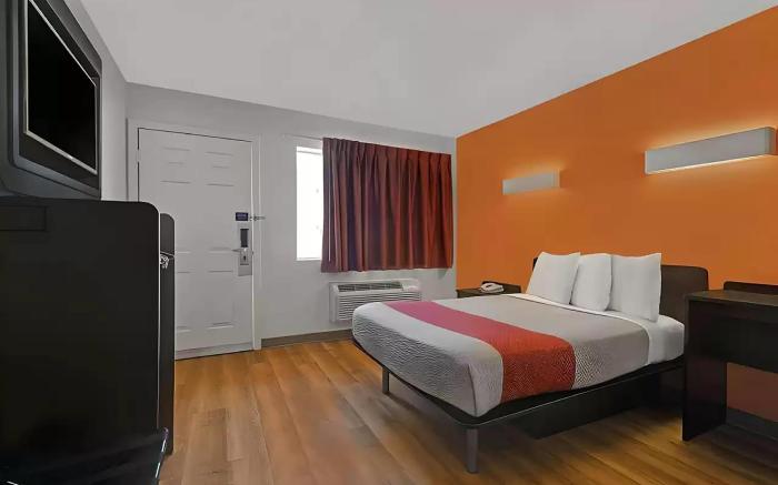 Super 8 by Wyndham San Jose