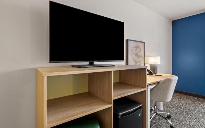 Spark by Hilton Merrillville