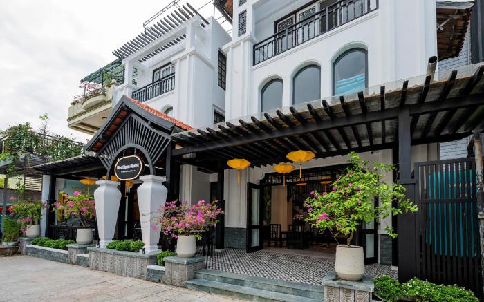 Old Town Hotel