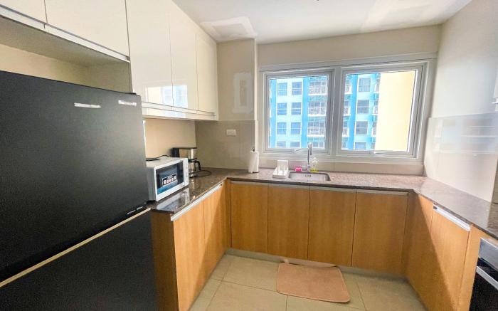 Luxury 3BR Unit | Balcony | Okada Vicinity