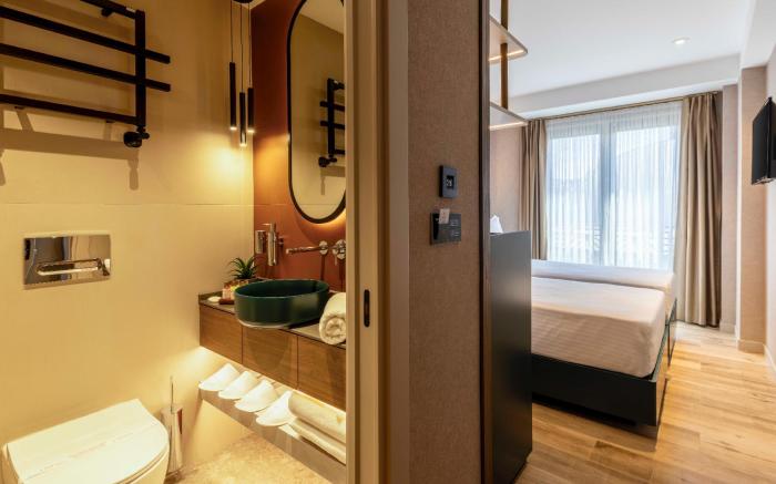 Emilion Hotel
